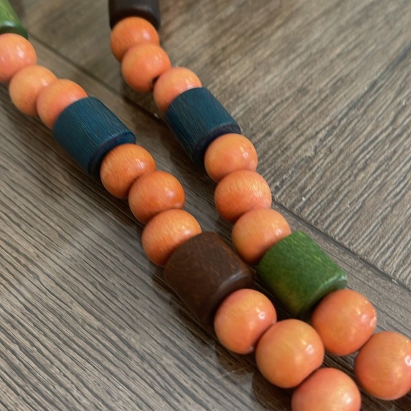 Vintage Chunky Beaded Wooden Necklace - Picture 16 of 16